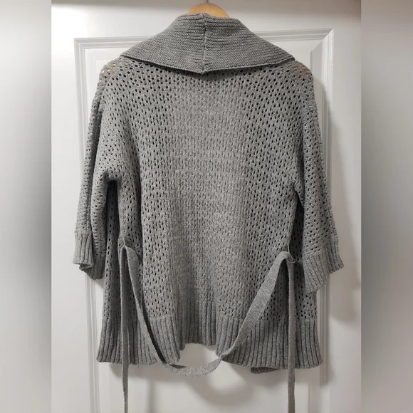 Cardigan - Picture 2 of 2